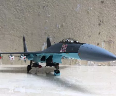​Mô hình Máy báy SU-35 Fighter tỷ lệ 1:72