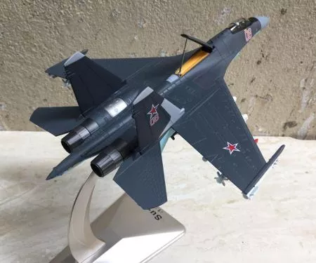 ​Mô hình máy bay SU-35 Fighter tỷ lệ 1:72