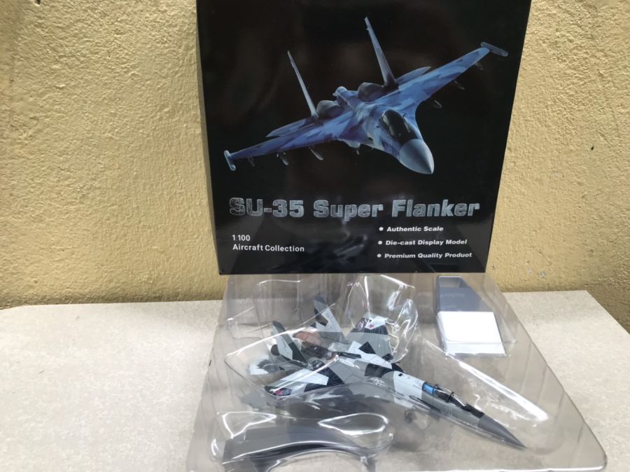​Mô hình Máy bay SU-35 Super Flanke tỷ lệ 1:100