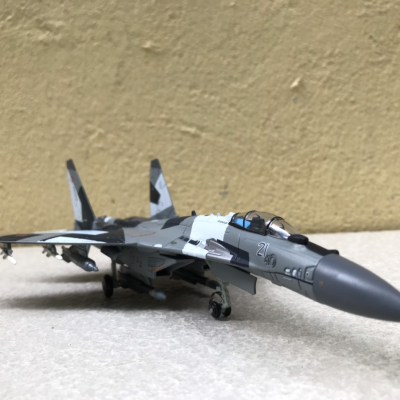 Mô hình Máy bay SU-35B Super Flanke New  tỷ lệ 1:100
