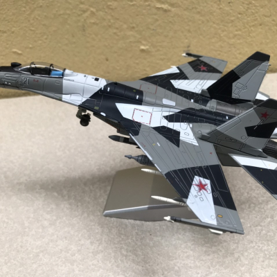 Mô hình Máy bay SU-35B Super Flanke New  tỷ lệ 1:100