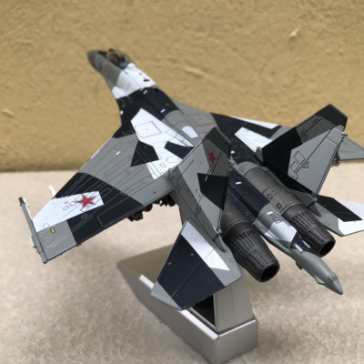 Mô hình Máy bay SU-35B Super Flanke New  tỷ lệ 1:100
