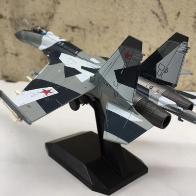 Mô hình Máy bay SU-35B Super Flanke  tỷ lệ 1:100