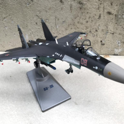 Mô hình máy bay SU-35C Fighter tỷ lệ 1:72