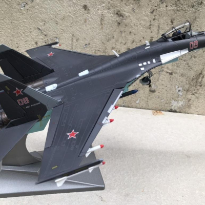 Mô hình máy bay SU-35C Fighter tỷ lệ 1:72