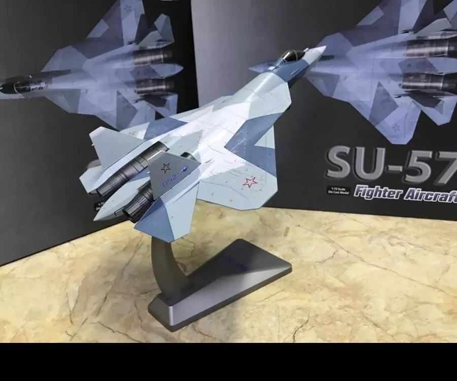 ​Mô hình máy bay SU-57 Fighter tỷ lệ 1:72
