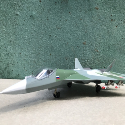 Mô hình Máy báy  SU-57 tỷ lệ 1:72