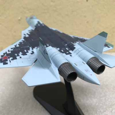 Mô hình Máy bay SU-57E tỷ lệ 1:100
