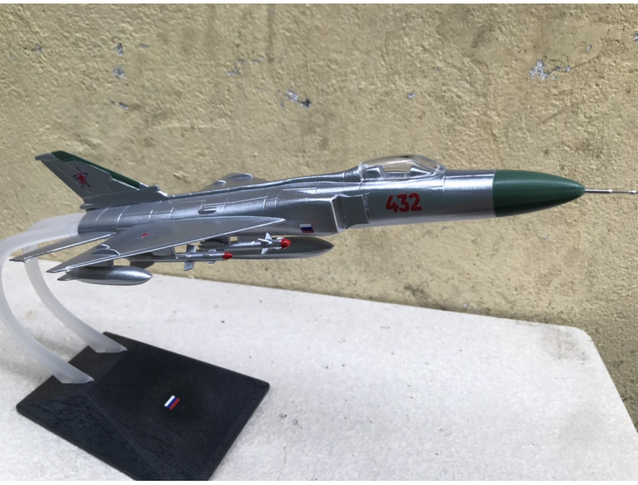 Mô hình Máy báy Sukhoi SU-15 Flangon tỷ lệ 1:72 ABS Mô hình Máy báy Sukhoi SU-15 Flangon tỷ lệ 1:72 ABS