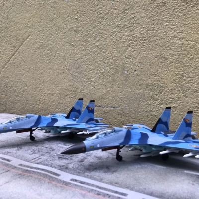 Mô hình Máy bay Sukhoi SU-30 Việt Nam tỷ lệ 1:100
