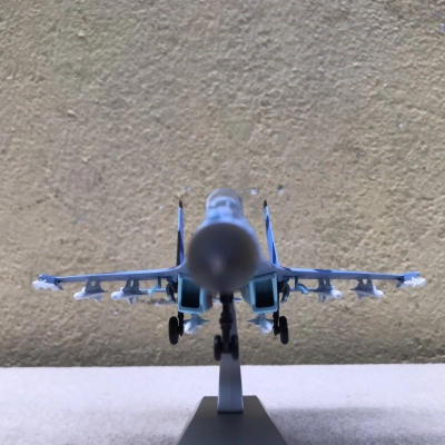 Mô hình Máy bay Sukhoi SU-30 Việt Nam tỷ lệ 1:100