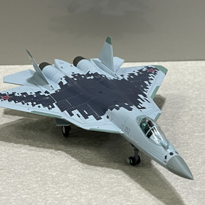 ​​Mô hình Máy bay Sukhoi SU-57 tỷ lệ 1:100