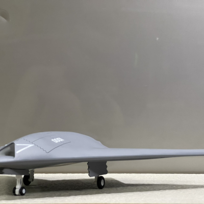 ​Mô hình Máy bay tàng hình UAV không người lái chiến đấu Hongdu GJ-11 tỷ lệ 1:48
