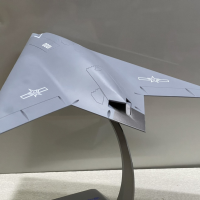 ​Mô hình Máy bay tàng hình UAV không người lái chiến đấu Hongdu GJ-11 tỷ lệ 1:48
