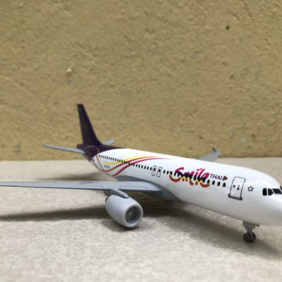 Mô hình máy bay Thailan Airline tỷ lệ  1:350
