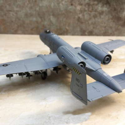 Mô hình máy bay Tiêm kích A-10  tỷ lệ 1:100