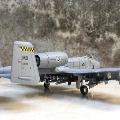 Mô hình máy bay Tiêm kích A-10  tỷ lệ 1:100