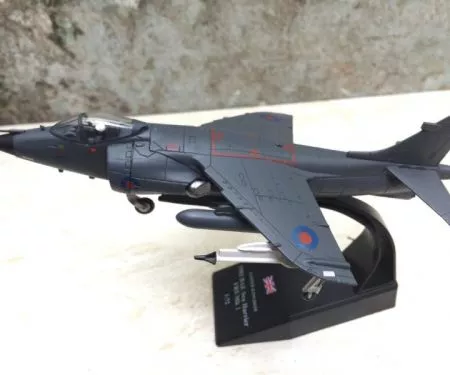 ​Máy bay Tiêm kích (Anh)  BAE Sea Harrier II tỷ lệ 1:72