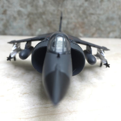 Máy bay Tiêm kích (Anh)  BAE Sea Harrier II tỷ lệ 1:72