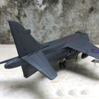 Máy bay Tiêm kích (Anh)  BAE Sea Harrier II tỷ lệ 1:72