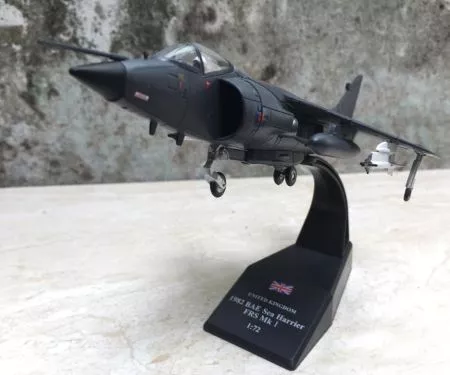 Mô hình Máy bay Tiêm kích BAE Sea Harrier II tỷ lệ 1:72 
