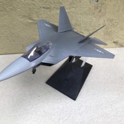 Mô hình Máy báy Tiêm kich F-22 RAPTOR ABS tỷ lệ 1:72