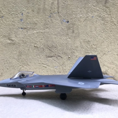 Mô hình Máy báy Tiêm kich F-22 RAPTOR ABS tỷ lệ 1:72