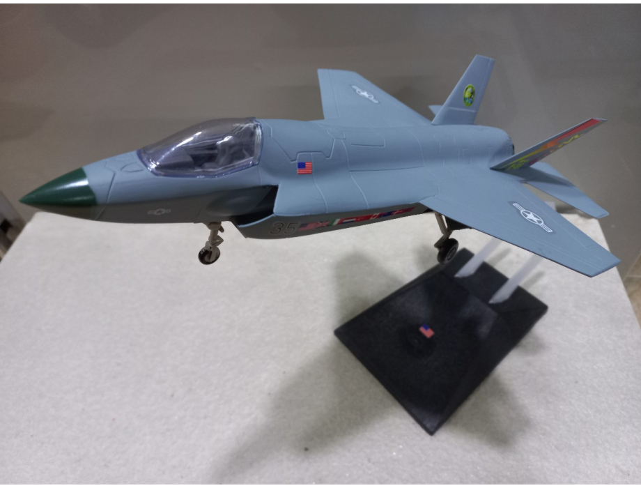 Mô hình Máy báy Tiêm kich F-35 tỷ lệ 1:48 Mô hình Máy báy Tiêm kich F-35 tỷ lệ 1:48