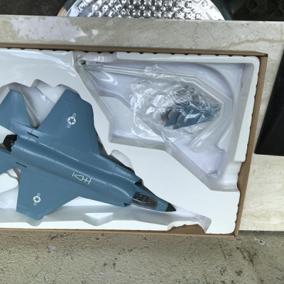 Mô hình Máy báy Tiêm kich F-35 tỷ lệ 1:72