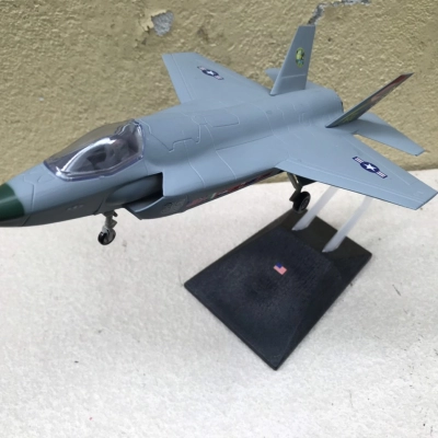Mô hình Máy báy Tiêm kich F-35B  ABS tỷ lệ 1:48