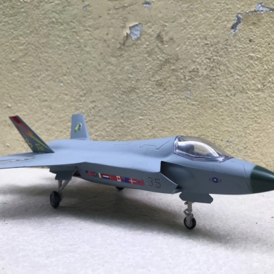 Mô hình Máy báy Tiêm kich F-35B  ABS tỷ lệ 1:48