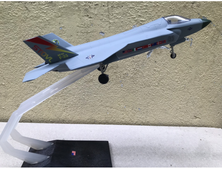 Mô hình Máy báy Tiêm kich F-35B ABS tỷ lệ 1:48 Mô hình Máy báy Tiêm kich F-35B ABS tỷ lệ 1:48