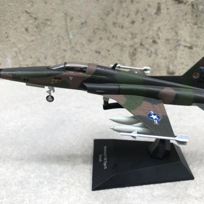 Mô hình máy bay Tiêm kích F-5E Tiger II tỷ lệ 1:72