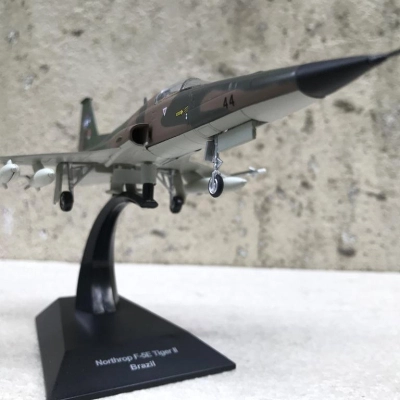 Mô hình máy bay Tiêm kích F-5E Tiger II tỷ lệ 1:72