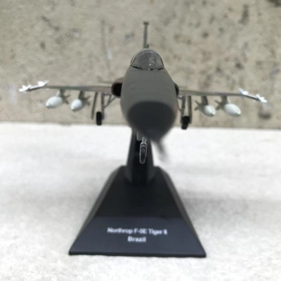 Mô hình máy bay Tiêm kích F-5E Tiger II tỷ lệ 1:72