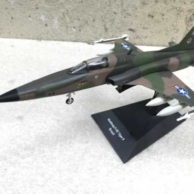 Mô hình máy bay Tiêm kích F-5E Tiger II tỷ lệ 1:72