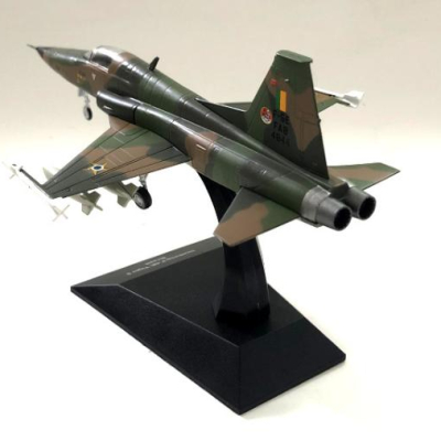 Mô hình Máy bay Tiêm kích F-5E Tiger II tỷ lệ 1:72