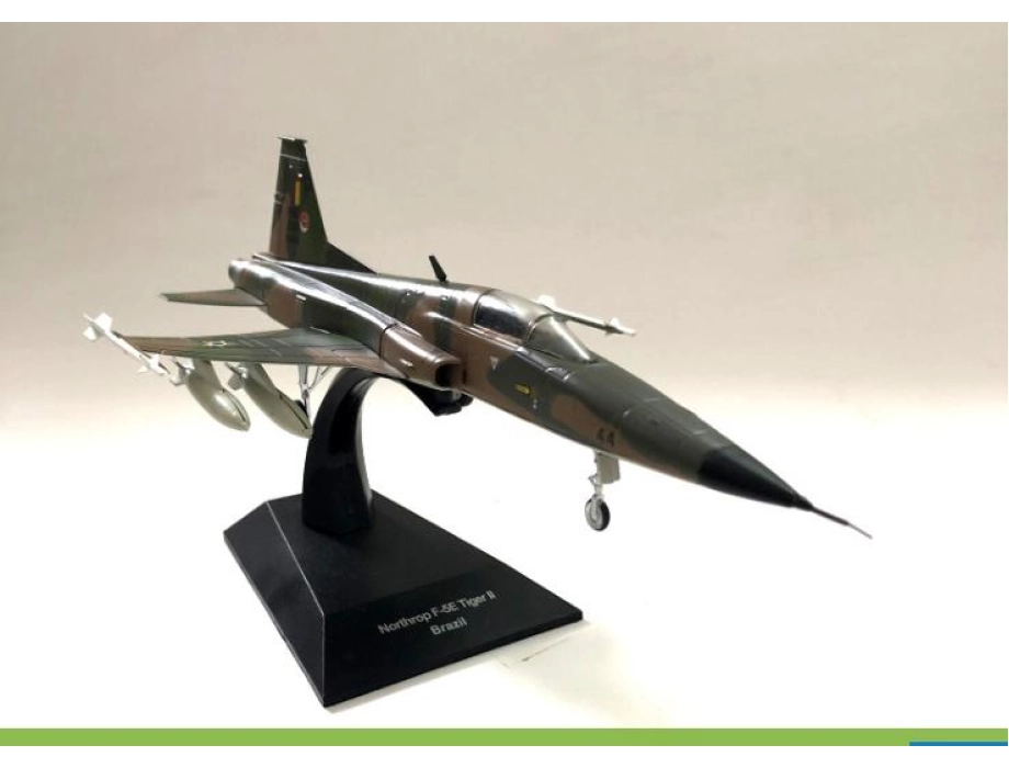 Mô hình Máy bay Tiêm kích F-5E Tiger II tỷ lệ 1:72