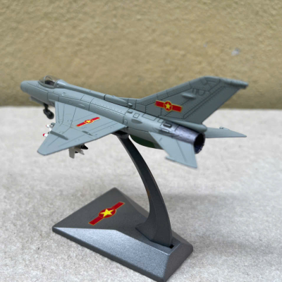 ​Mô hình Máy bay Tiêm kích Mig-21 Việt Nam tỷ lệ 1:100
