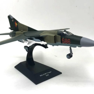 Mô hình Máy bay Tiêm kích MIG 23 tỷ lệ 1:72