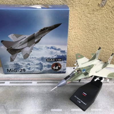 Mô hình Máy bay Tiêm kích Mig-29  tỷ lệ 1:100