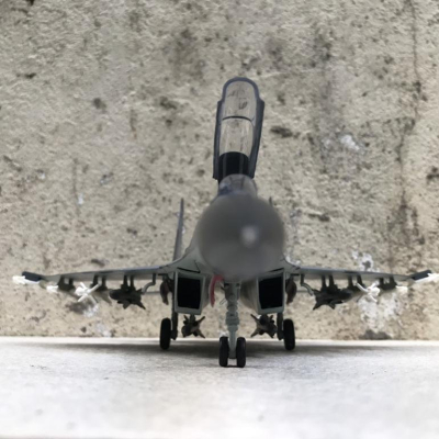 Mô hình máy bay Tiêm kích SU-30MKK  tỷ lệ 1:72