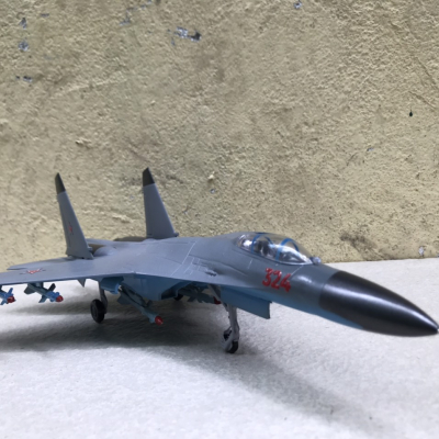 ​Mô hình Máy báy tiêm kich SU-35 ABS tỷ lệ 1:72