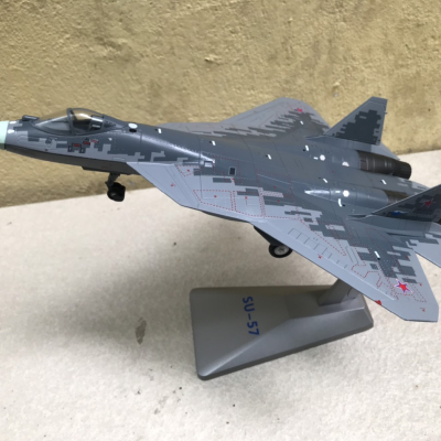 Mô hình máy bay Tiêm kích SU-57  tỷ lệ 1:72