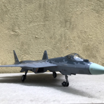 Mô hình máy bay Tiêm kích SU-57  tỷ lệ 1:72