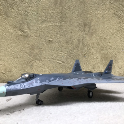 Mô hình máy bay Tiêm kích SU-57  tỷ lệ 1:72