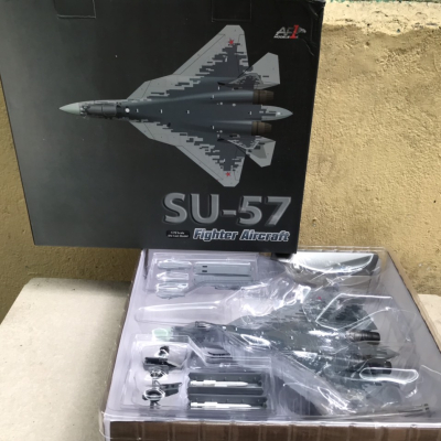 Mô hình máy bay Tiêm kích SU-57  tỷ lệ 1:72