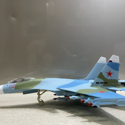 Mô hình Máy báy tiêm kich Sukhoi SU-37 tỷ lệ 1:72-ABS Mô hình Máy báy tiêm kich Sukhoi SU-37 tỷ lệ 1:72-ABS