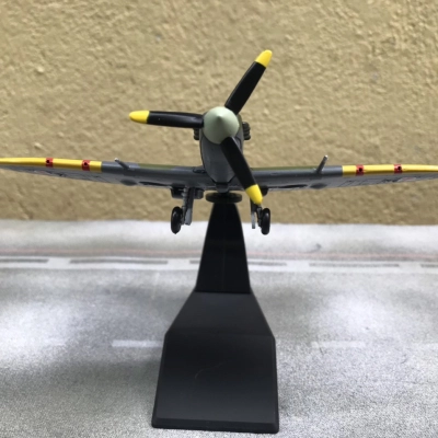 Mô hình Máy bay Tiêm kích Supermarine Spitfire  tỷ lệ 1:72