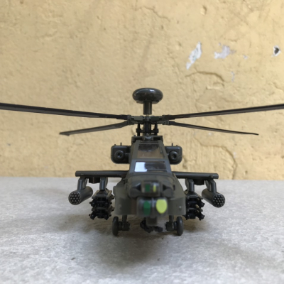 Mô hình máy bay Trực Thăng AH-64 Apache tỷ lệ 1:72